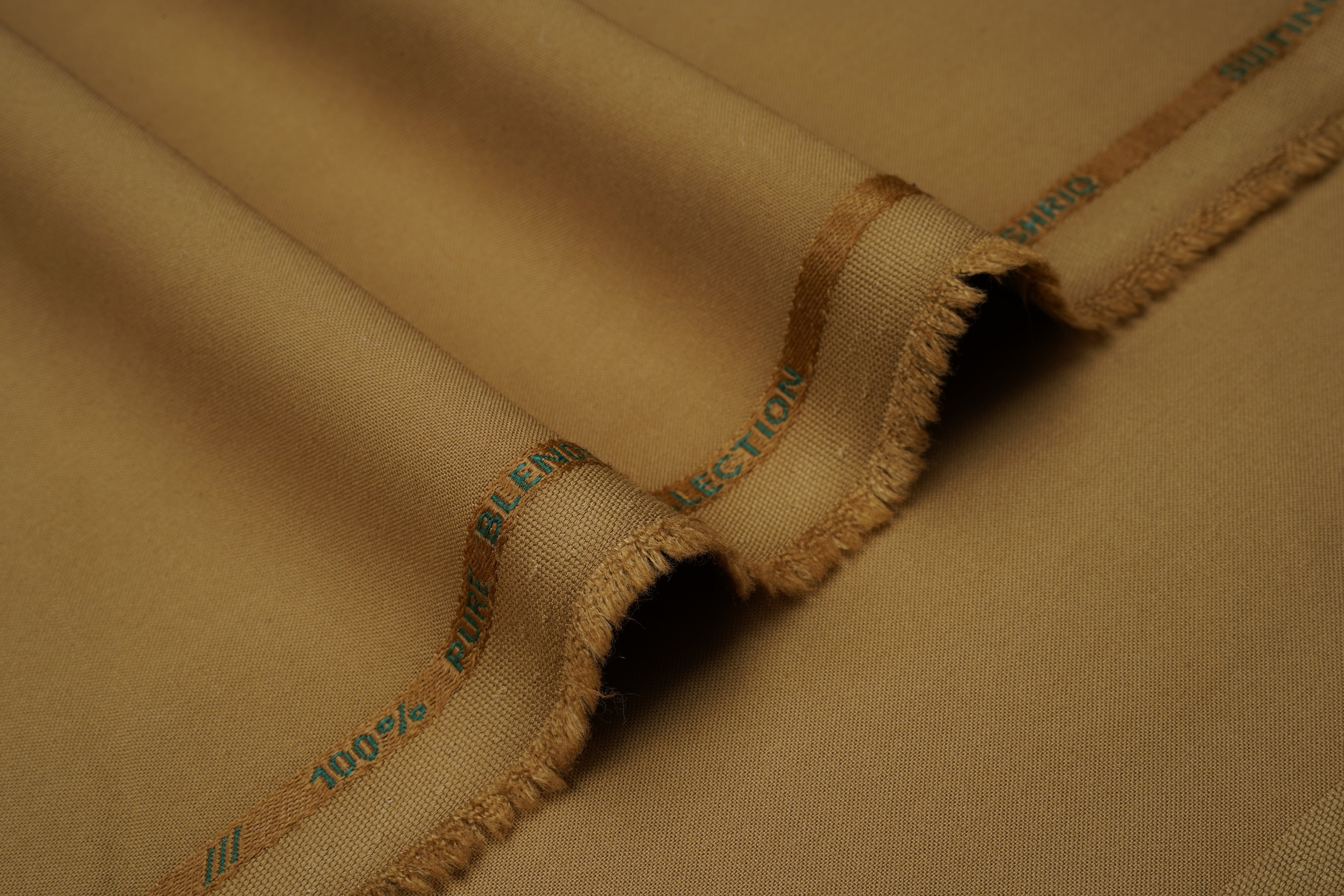 MASHRIQ SUITING W&W - Chawla Fabrics