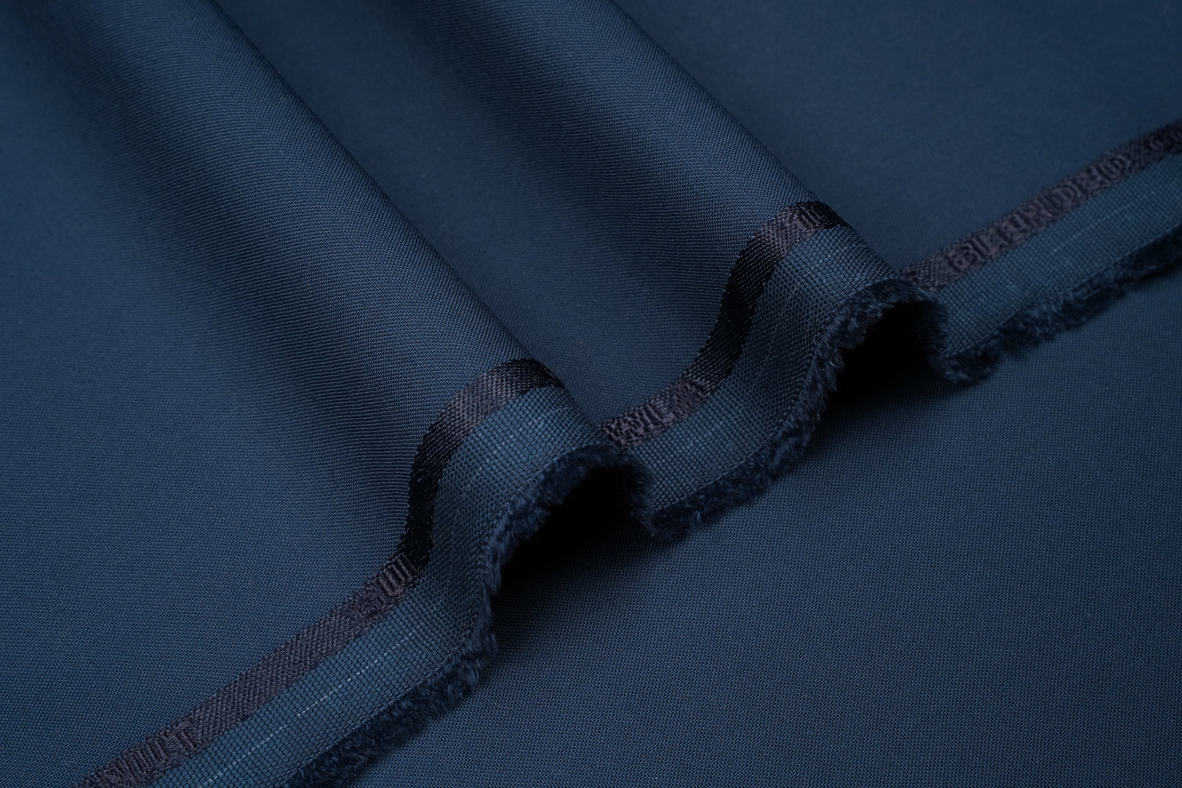 WALNUT W&W - Chawla Fabrics