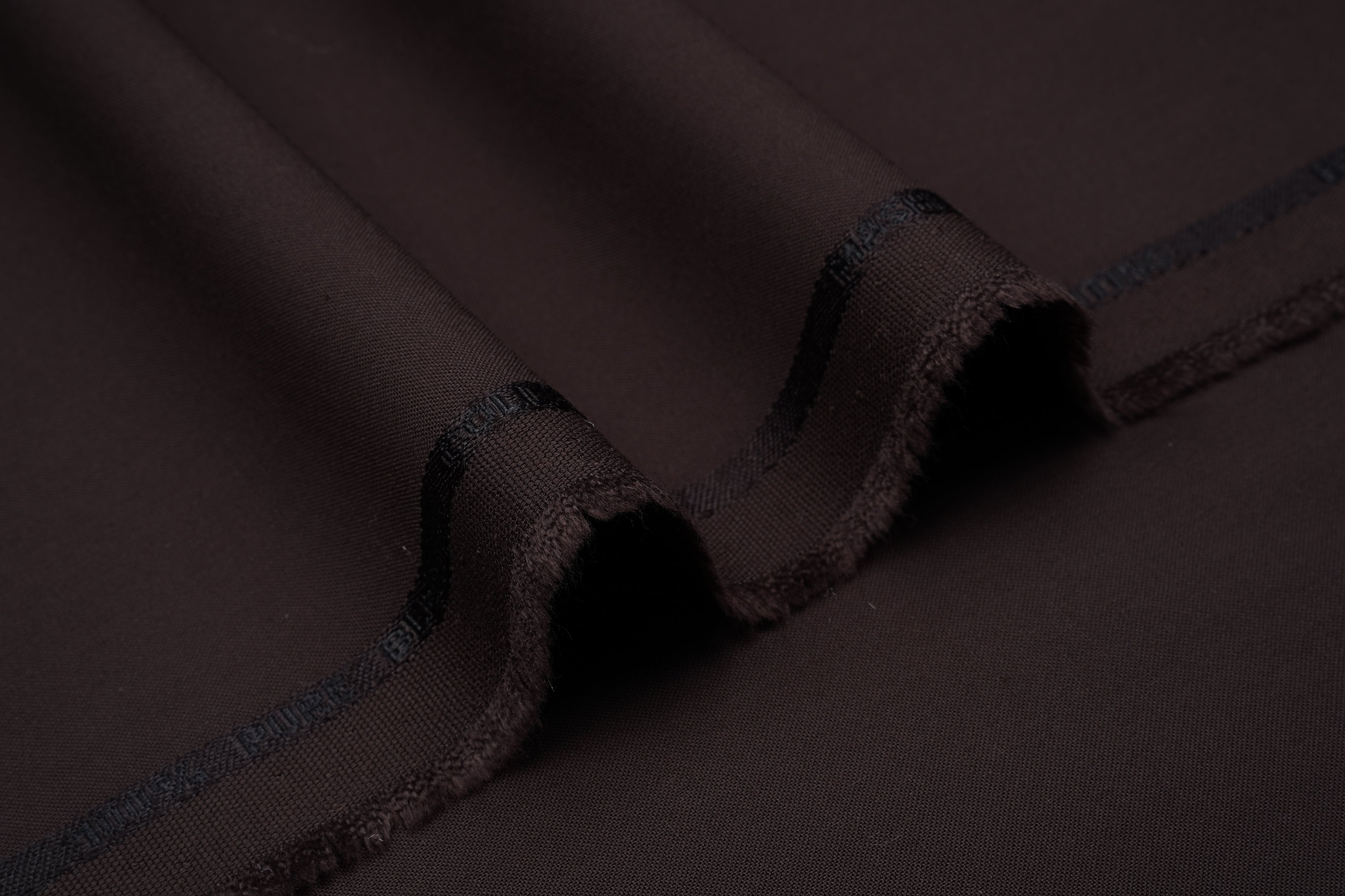 MASHRIQ SUITING W&W - Chawla Fabrics