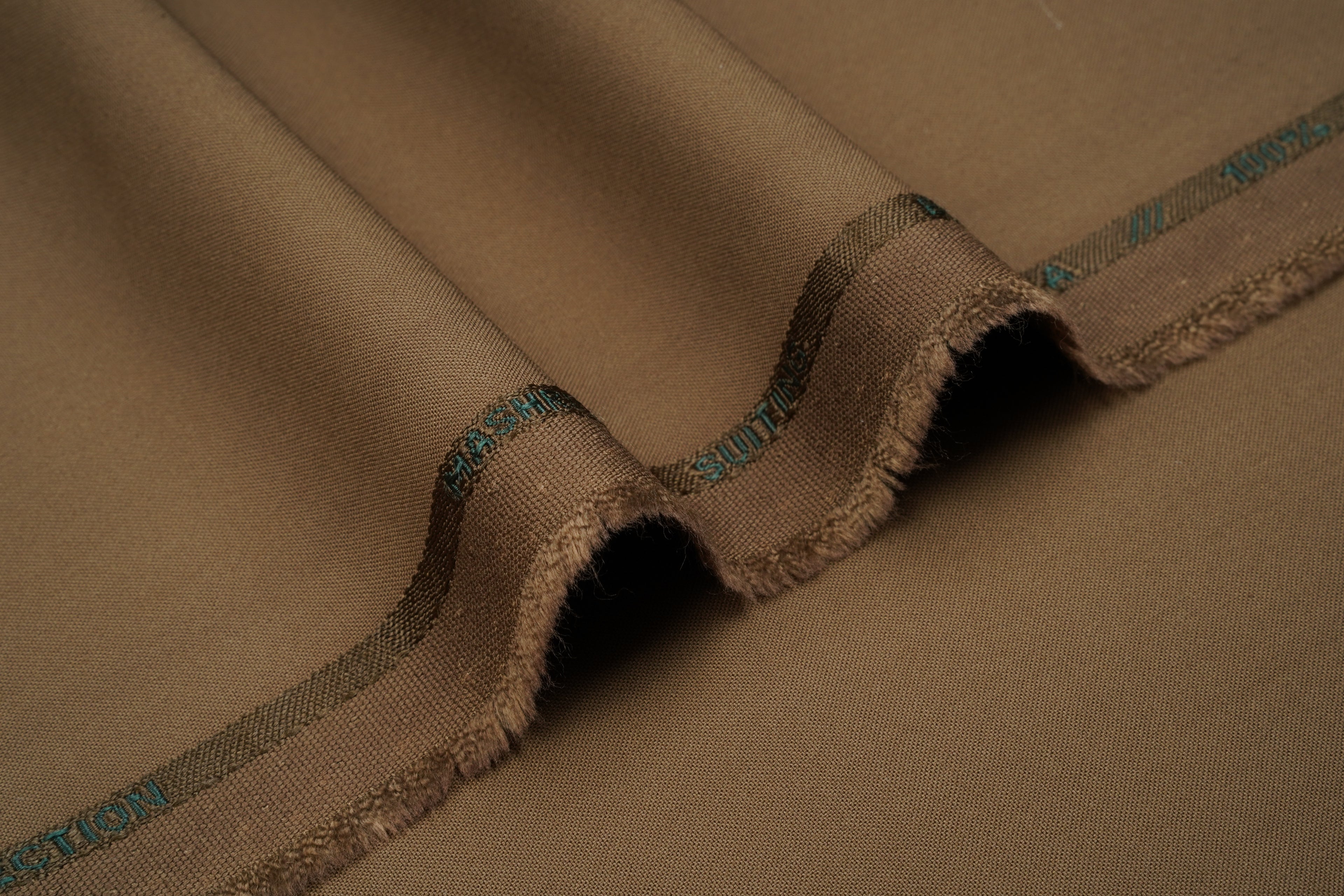 MASHRIQ SUITING W&W - Chawla Fabrics