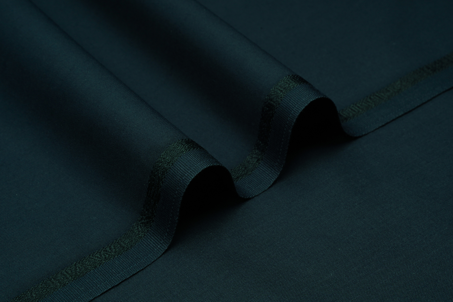 Alpha Wash & Wear