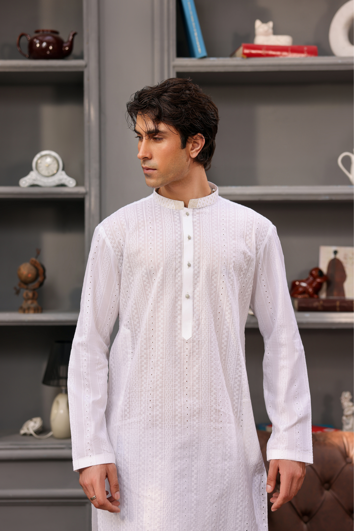 Lawn Chicken Kari - LCW-03