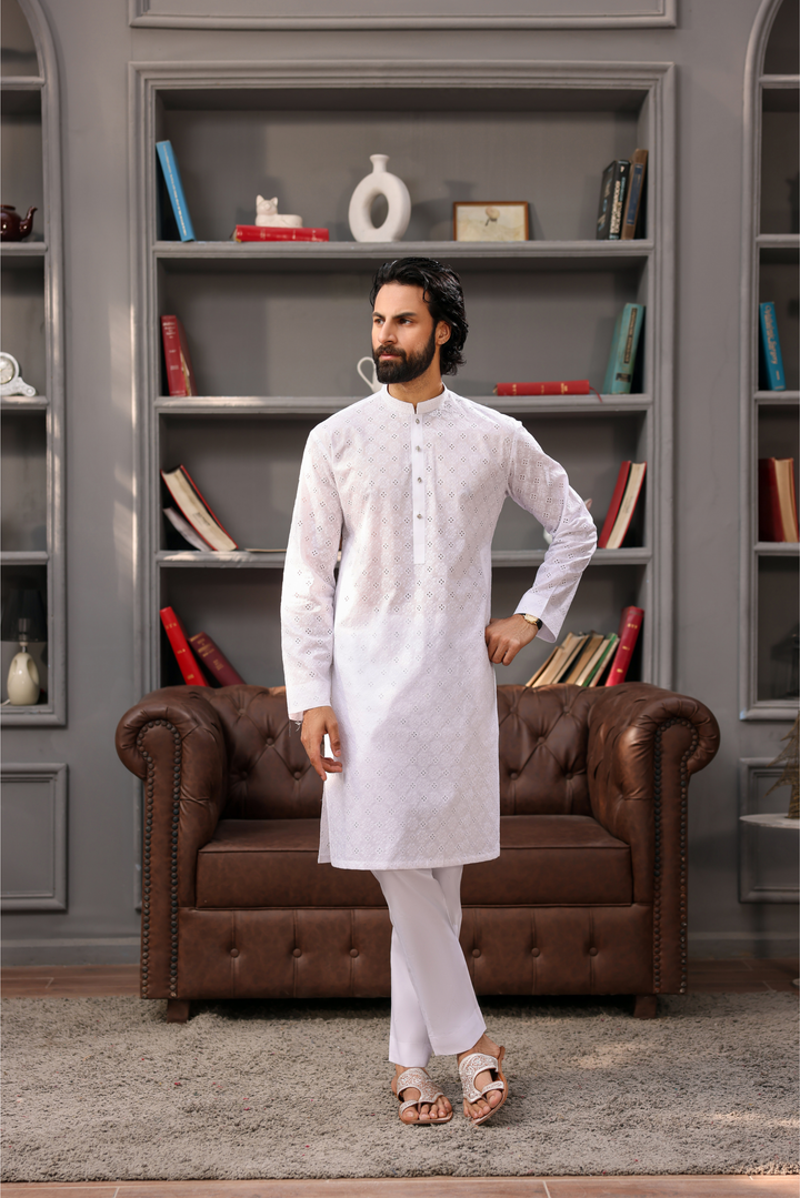 Lawn Chicken Kari - LCW-01