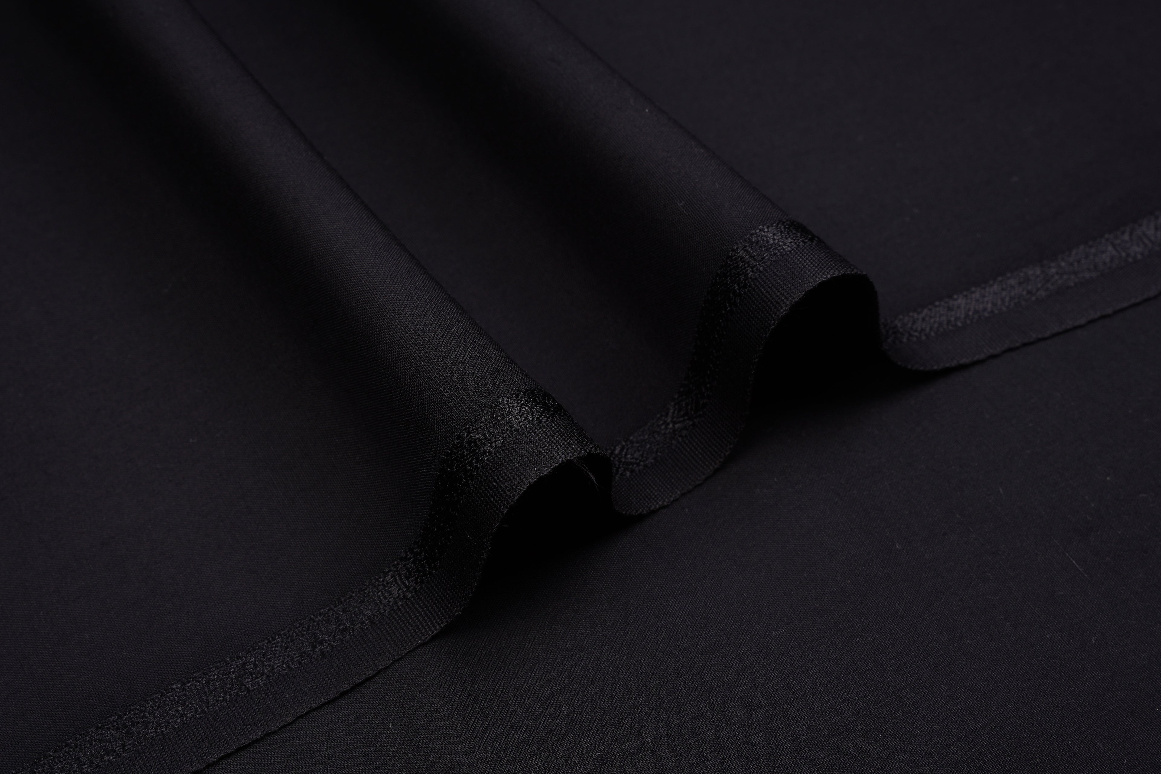 Rostam W&W - Chawla Fabrics