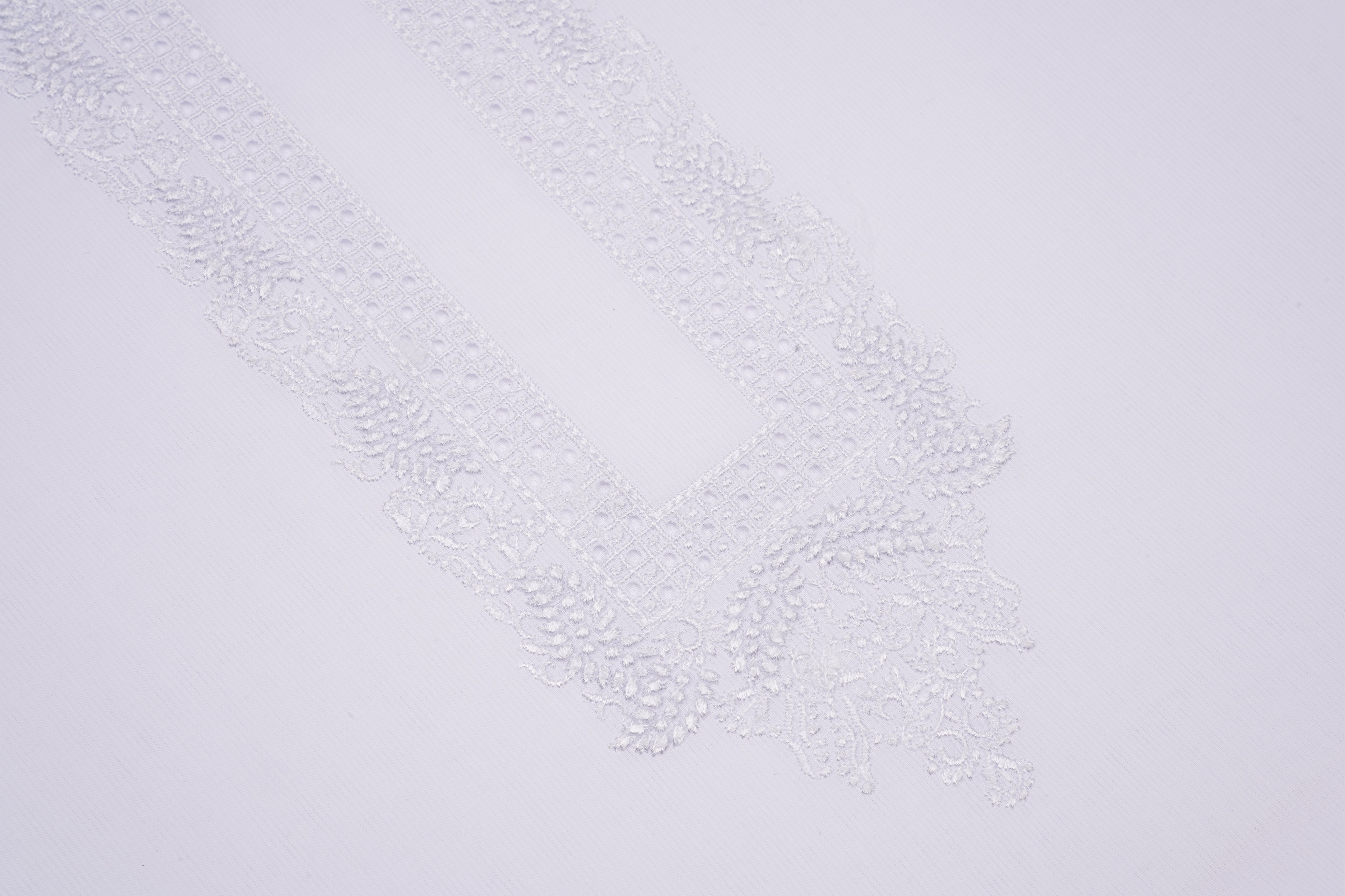 SUMMER GIFT COTTON THREAD EMB (WHITE)