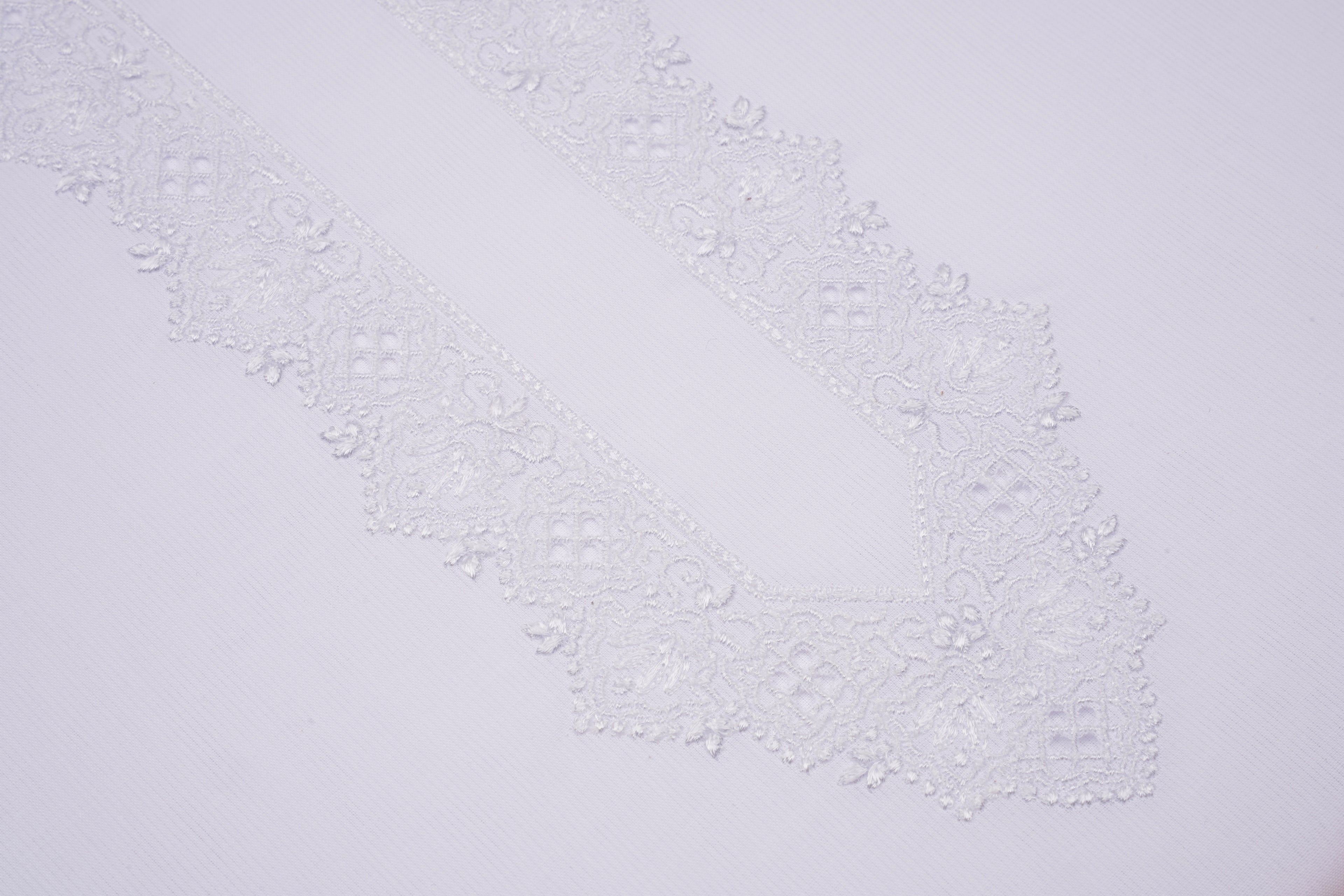SUMMER GIFT COTTON THREAD EMB (WHITE)